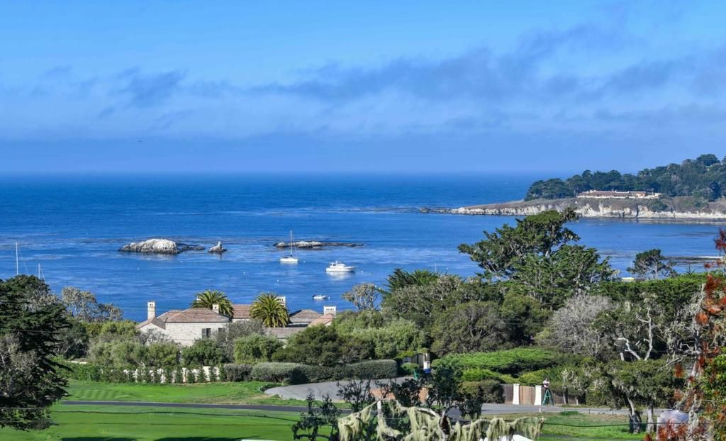 Image 2 of property listing at 3365 17 Mile Drive, Pebble Beach, CA 93953