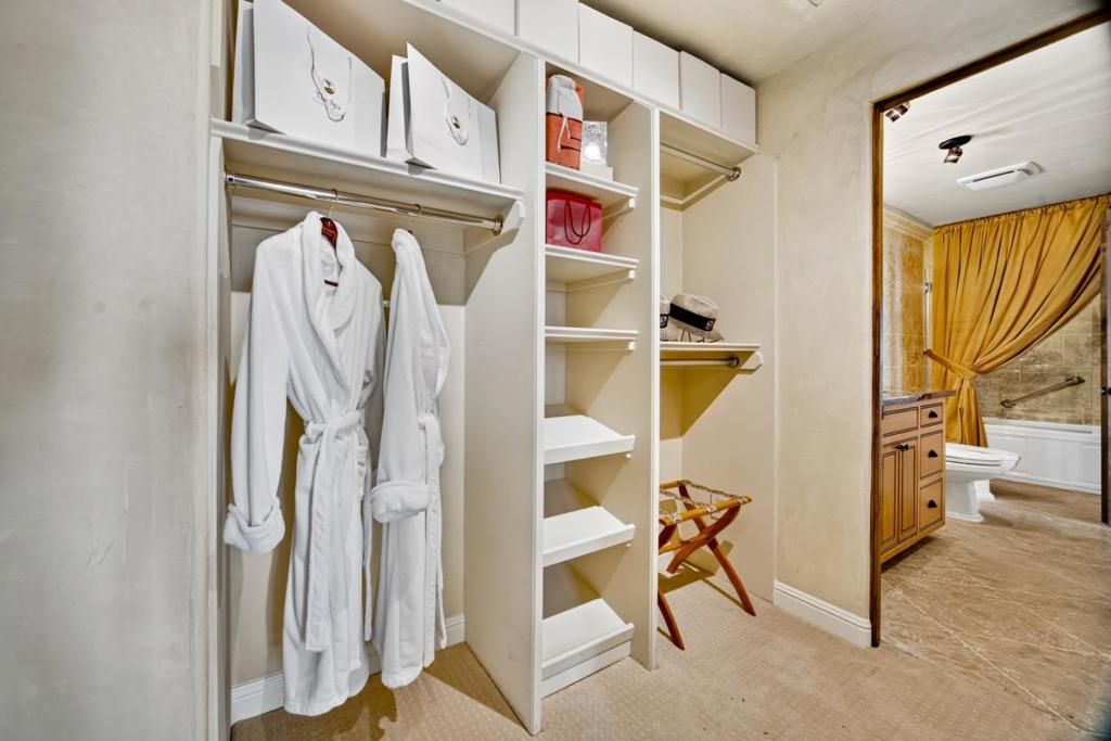 Image 25 of property listing at 3365 17 Mile Drive, Pebble Beach, CA 93953
