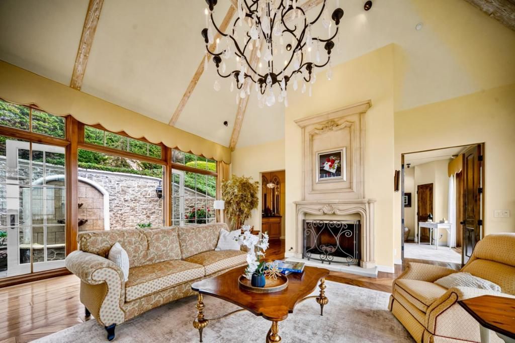 Image 9 of property listing at 3365 17 Mile Drive, Pebble Beach, CA 93953