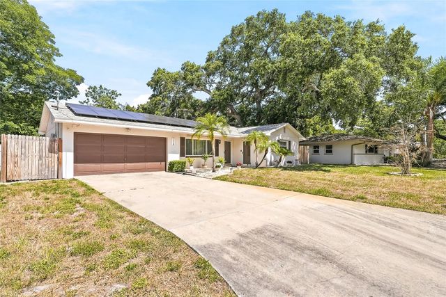 1318 S HILLCREST AVENUE, Clearwater, FL 33756