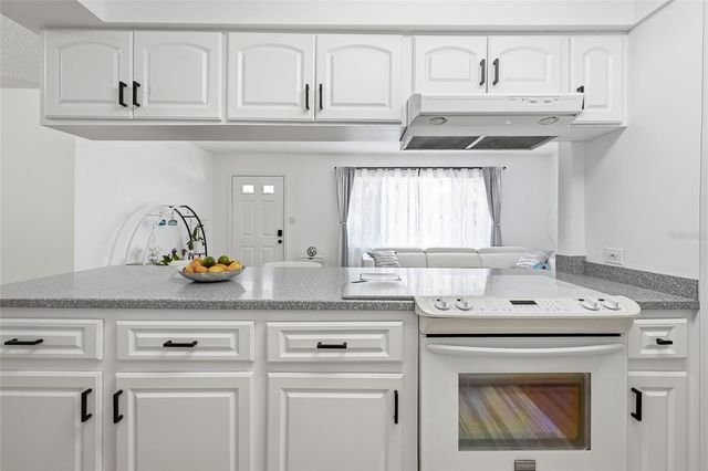1318 S HILLCREST AVENUE, Clearwater, FL 33756