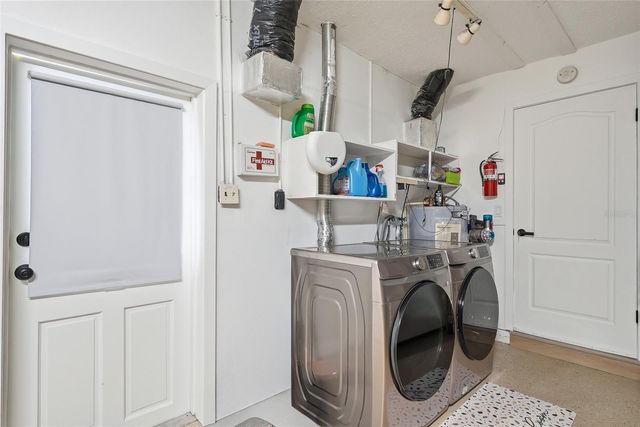 1318 S HILLCREST AVENUE, Clearwater, FL 33756