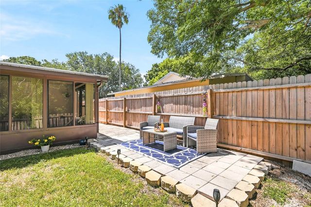 1318 S HILLCREST AVENUE, Clearwater, FL 33756