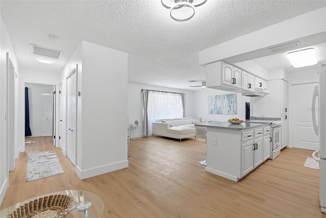 1318 S HILLCREST AVENUE, Clearwater, FL 33756