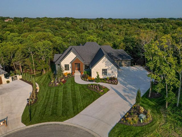 25384 W 107th Terrace, Olathe, KS 66061