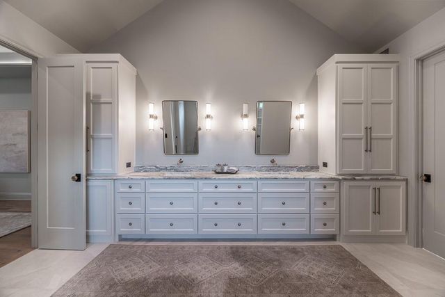 25384 W 107th Terrace, Olathe, KS 66061