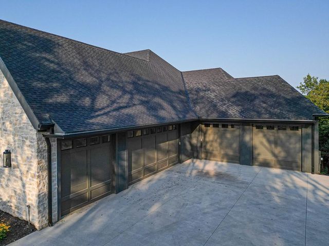 25384 W 107th Terrace, Olathe, KS 66061