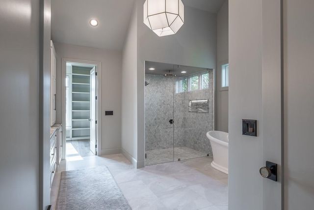 25384 W 107th Terrace, Olathe, KS 66061