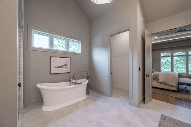 25384 W 107th Terrace, Olathe, KS 66061