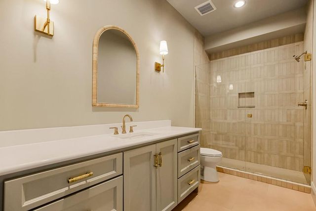 25384 W 107th Terrace, Olathe, KS 66061