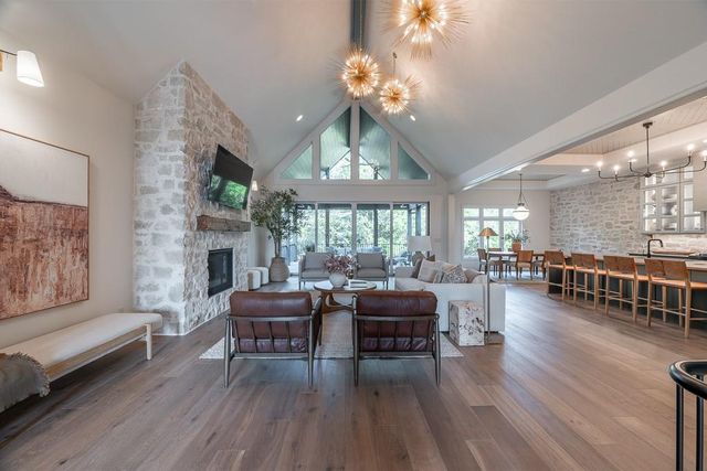 25384 W 107th Terrace, Olathe, KS 66061