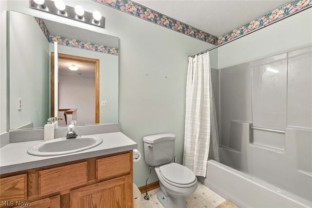 2826 Aaron Drive, Medina, OH 44256