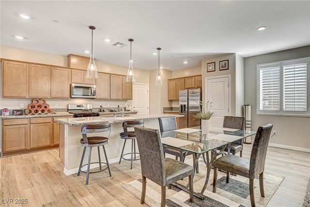 10255 Crimson Currant Street, Las Vegas, NV 89143