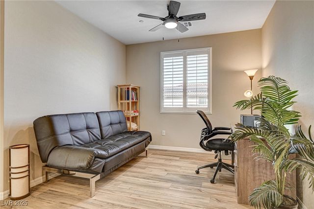 10255 Crimson Currant Street, Las Vegas, NV 89143