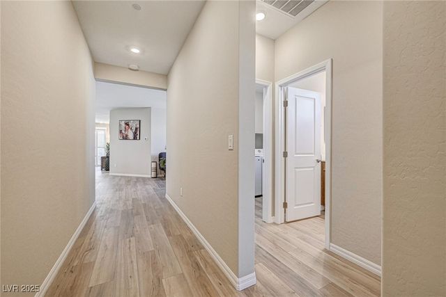 10255 Crimson Currant Street, Las Vegas, NV 89143