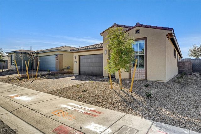 10255 Crimson Currant Street, Las Vegas, NV 89143