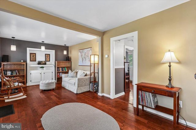 7910 MAYFORD AVE, Pasadena, MD 21122