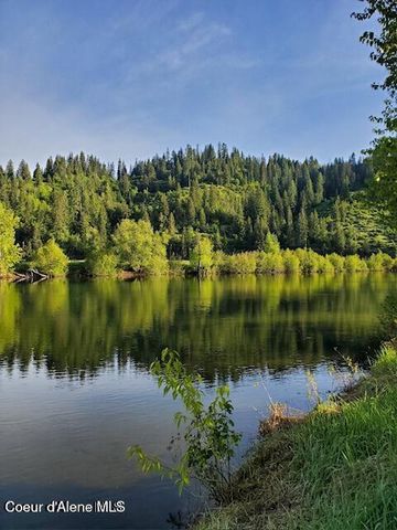 997 W Riverside Dr, St. Maries, ID 83861