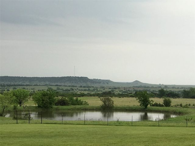 2473 County Road 199, Iredell, TX 76649