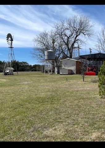 2473 County Road 199, Iredell, TX 76649