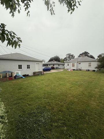 7531 25th AVENUE, Kenosha, WI 53143