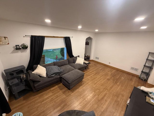 7531 25th AVENUE, Kenosha, WI 53143