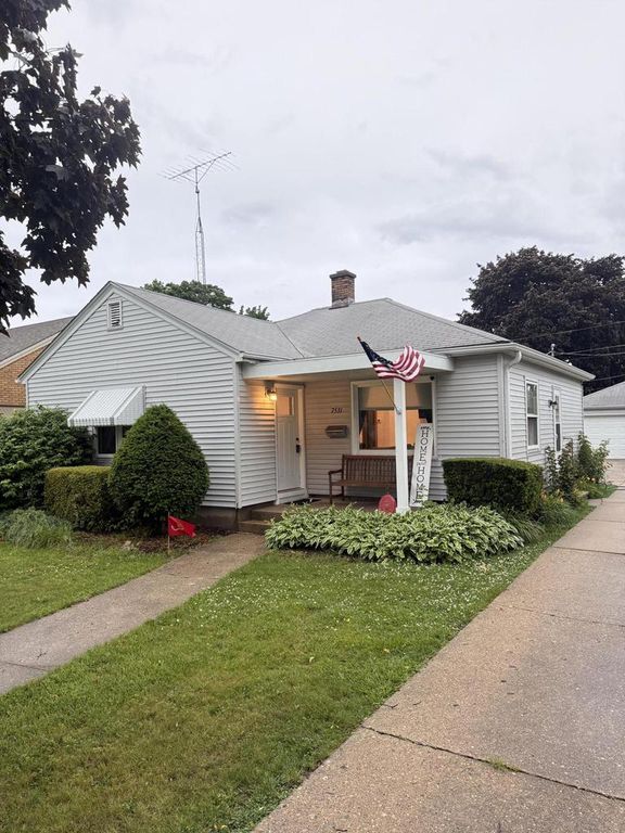 7531 25th AVENUE, Kenosha, WI 53143
