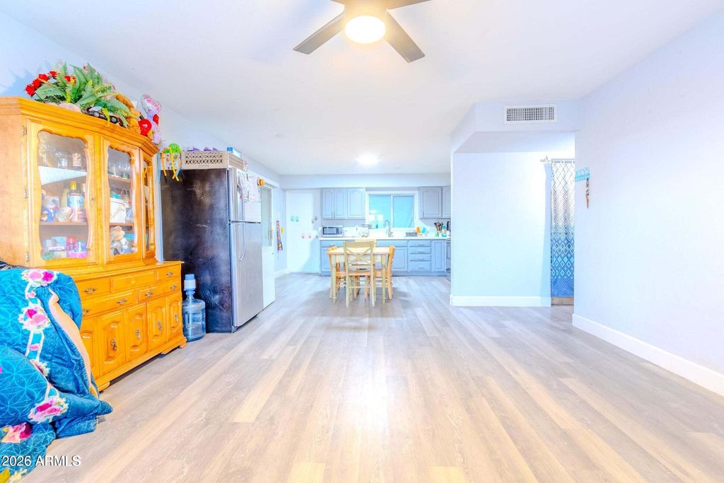 7139 W WILSHIRE Drive, Phoenix, AZ 85035 — photo 3