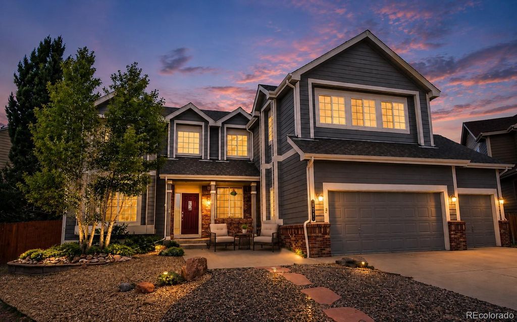899 Tarpan Place, Castle Rock, CO 80104