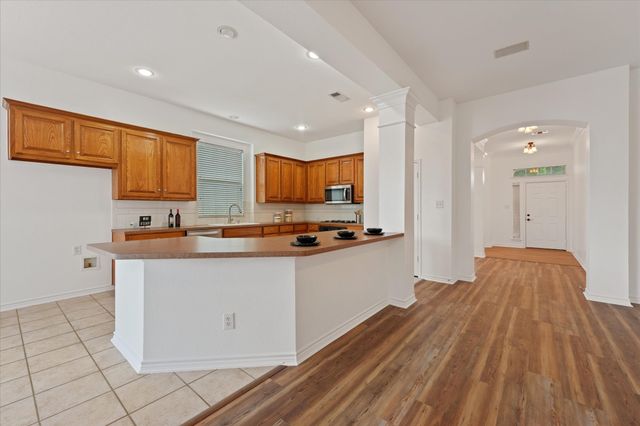 2308 Laura Elizabeth Trail, Mansfield, TX 76063