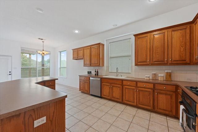 2308 Laura Elizabeth Trail, Mansfield, TX 76063