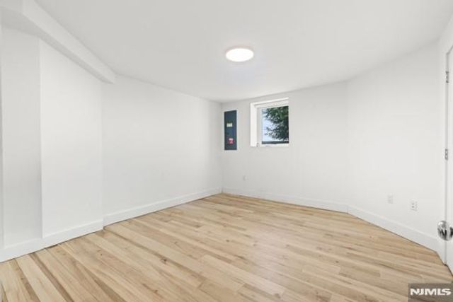 28 Lamb Court, Norwood, NJ 07648
