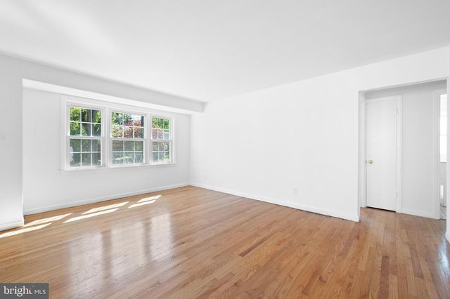 4904 41ST PL, Hyattsville, MD 20781