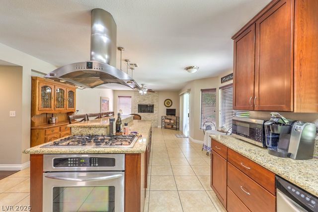 613 Overview Drive, Las Vegas, NV 89145