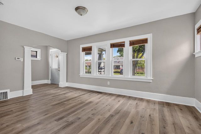 4127 N 26th STREET, Milwaukee, WI 53209