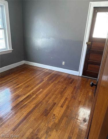 3290 E 143, Cleveland, OH 44120