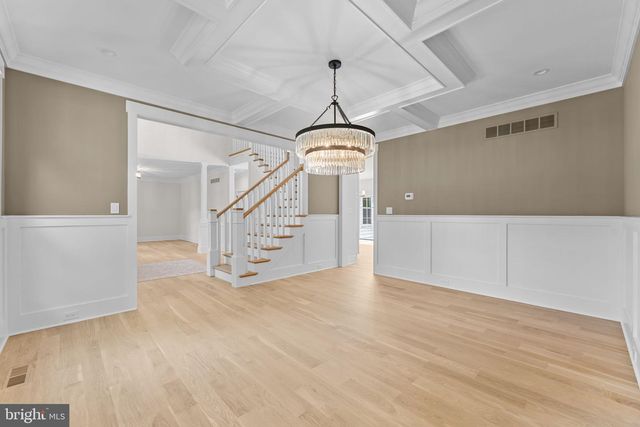 17 HICKORY LN, Malvern, PA 19355