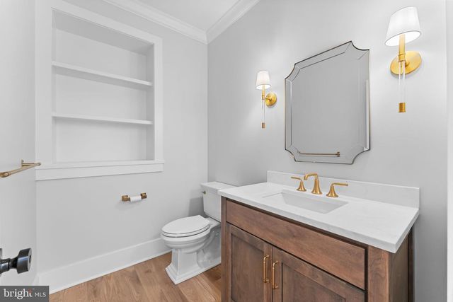 17 HICKORY LN, Malvern, PA 19355