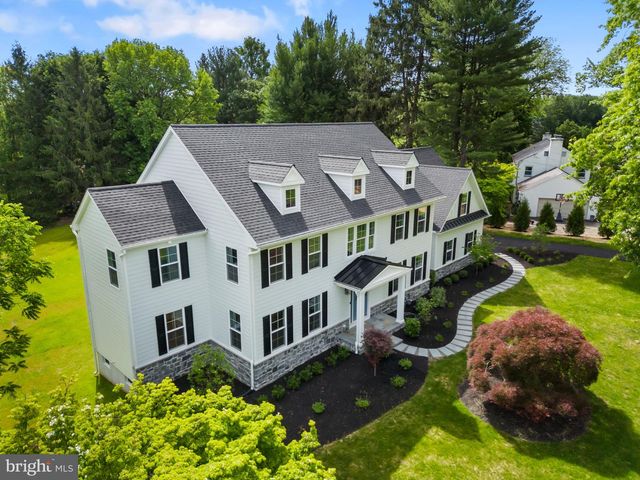 17 HICKORY LN, Malvern, PA 19355