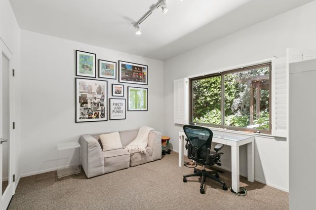 640 Lake Wilhaggin Dr, Sacramento, CA 95864
