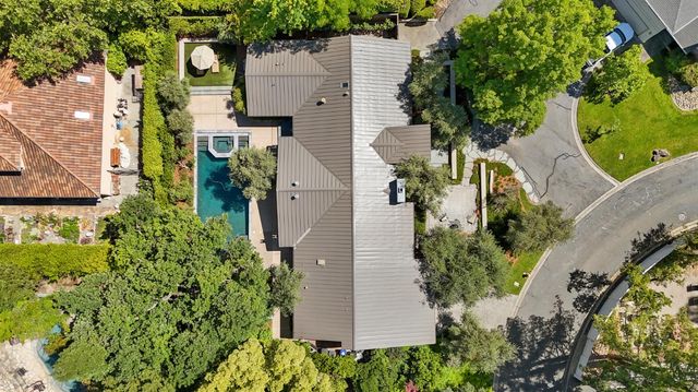 640 Lake Wilhaggin Dr, Sacramento, CA 95864