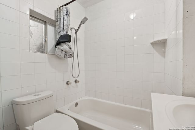 1519 N Sabinas, San Antonio, TX 78207