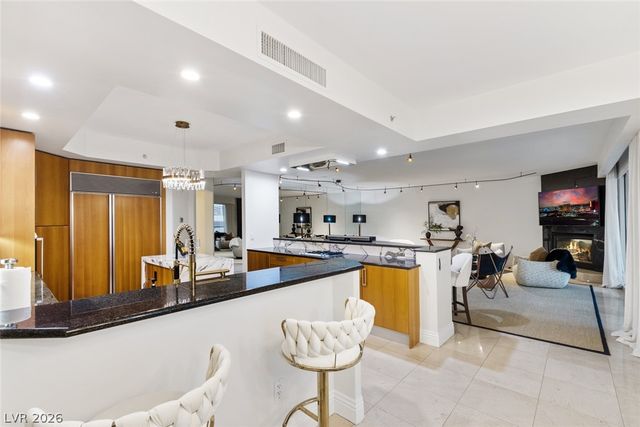 2857 Paradise Road 602, Las Vegas, NV 89109