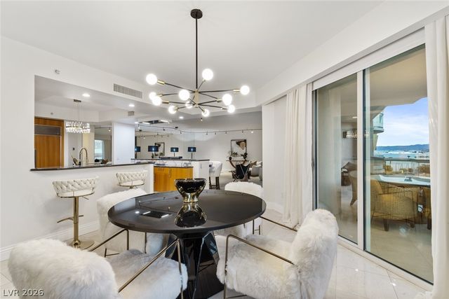 2857 Paradise Road 602, Las Vegas, NV 89109