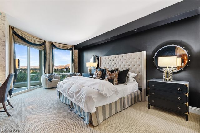2857 Paradise Road 602, Las Vegas, NV 89109