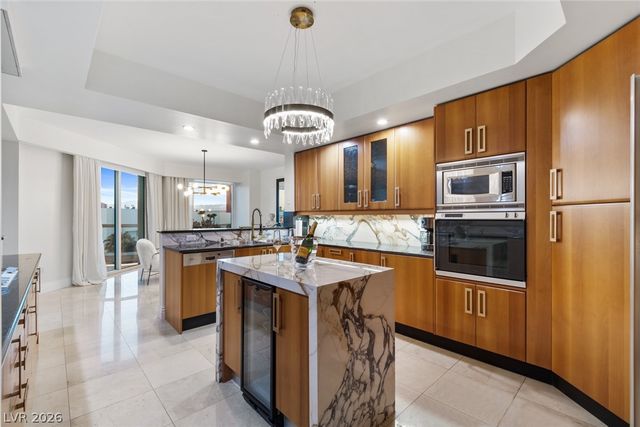 2857 Paradise Road 602, Las Vegas, NV 89109