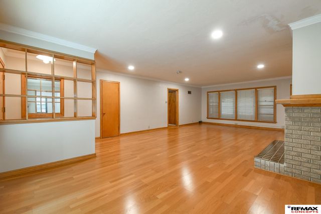 701 S Cotner Boulevard, Lincoln, NE 68510