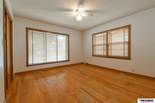 701 S Cotner Boulevard, Lincoln, NE 68510