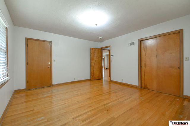 701 S Cotner Boulevard, Lincoln, NE 68510