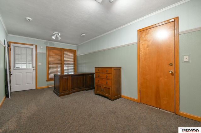 701 S Cotner Boulevard, Lincoln, NE 68510